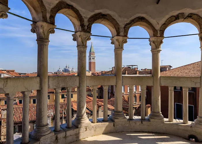 Residenza Scala Del Bovolo Venecia